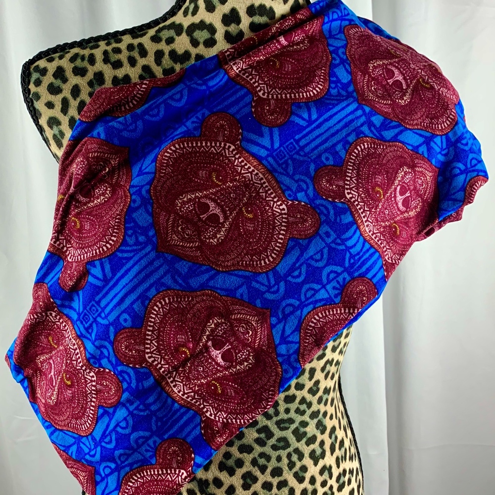 LuLaRoe HTF Unicorn Mosaic Bear Royal Blue EUC TC - Picture 1 of 3